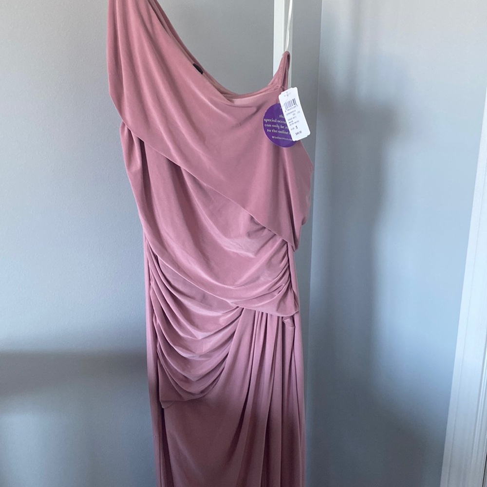 Off shoulders, long dress with high slit